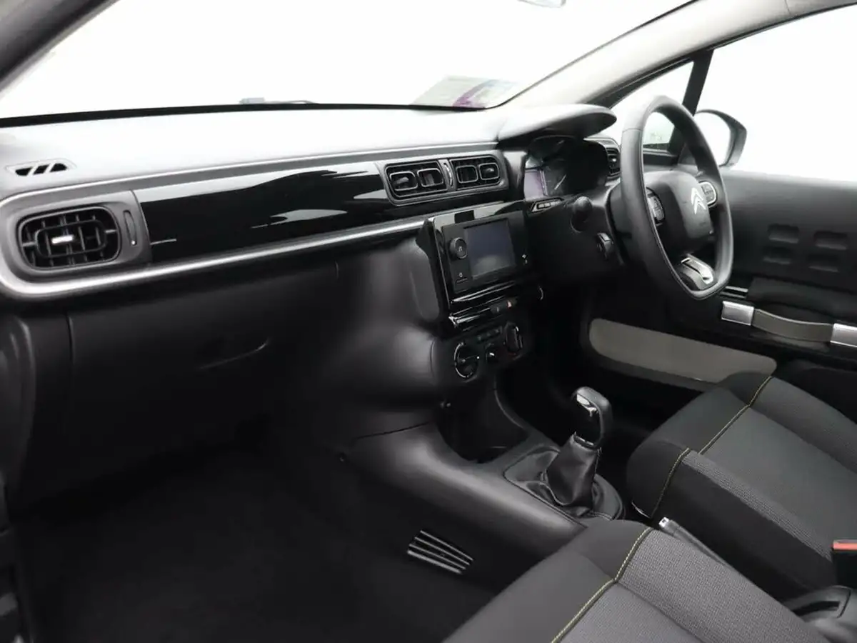 2022-citroen-c3-12-puretech-you-big-7