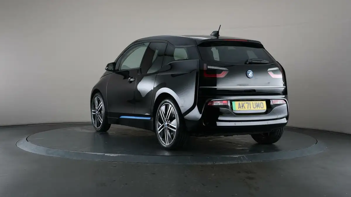 2022-bmw-i3-e-120-ah-big-60