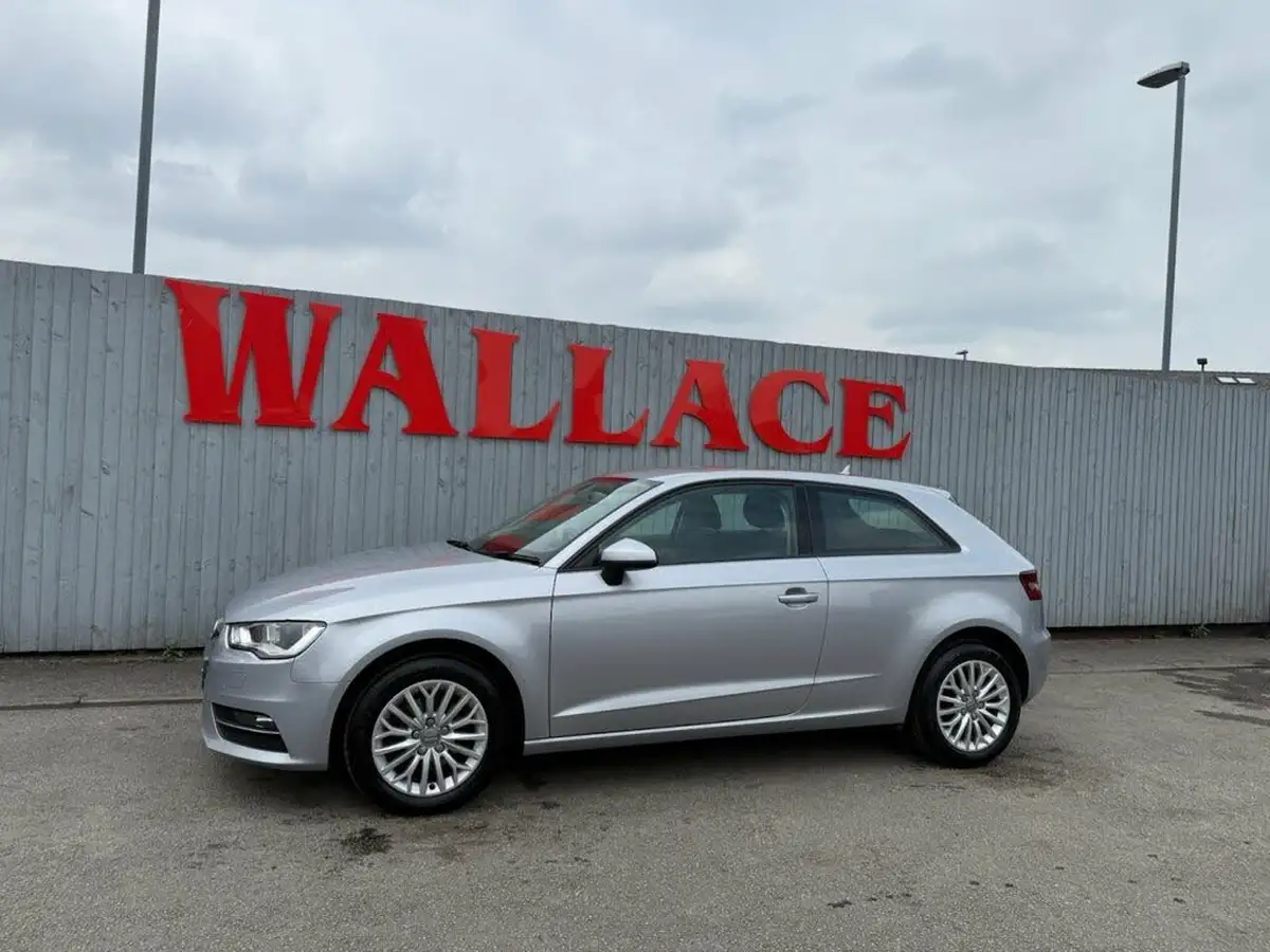 2015-audi-a3-16td-se-technik-hatchback-3d-big-6