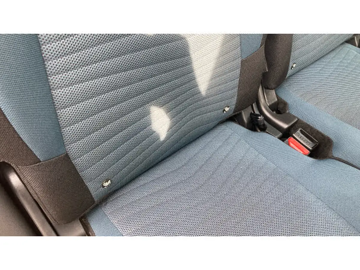 2016-citroen-grand-c4-picasso-16bluehdi-feel-eat6-big-41