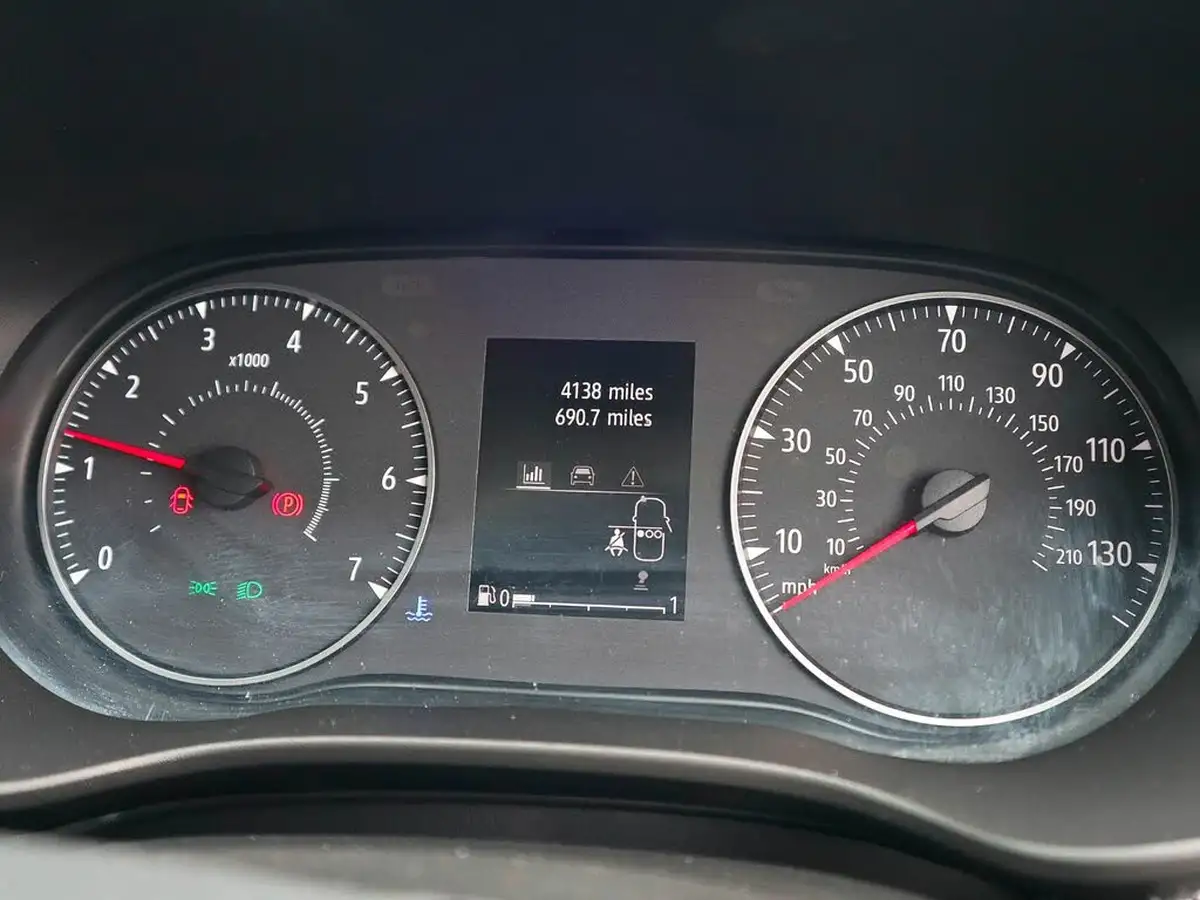 2023-dacia-jogger-10-tce-expression-big-6