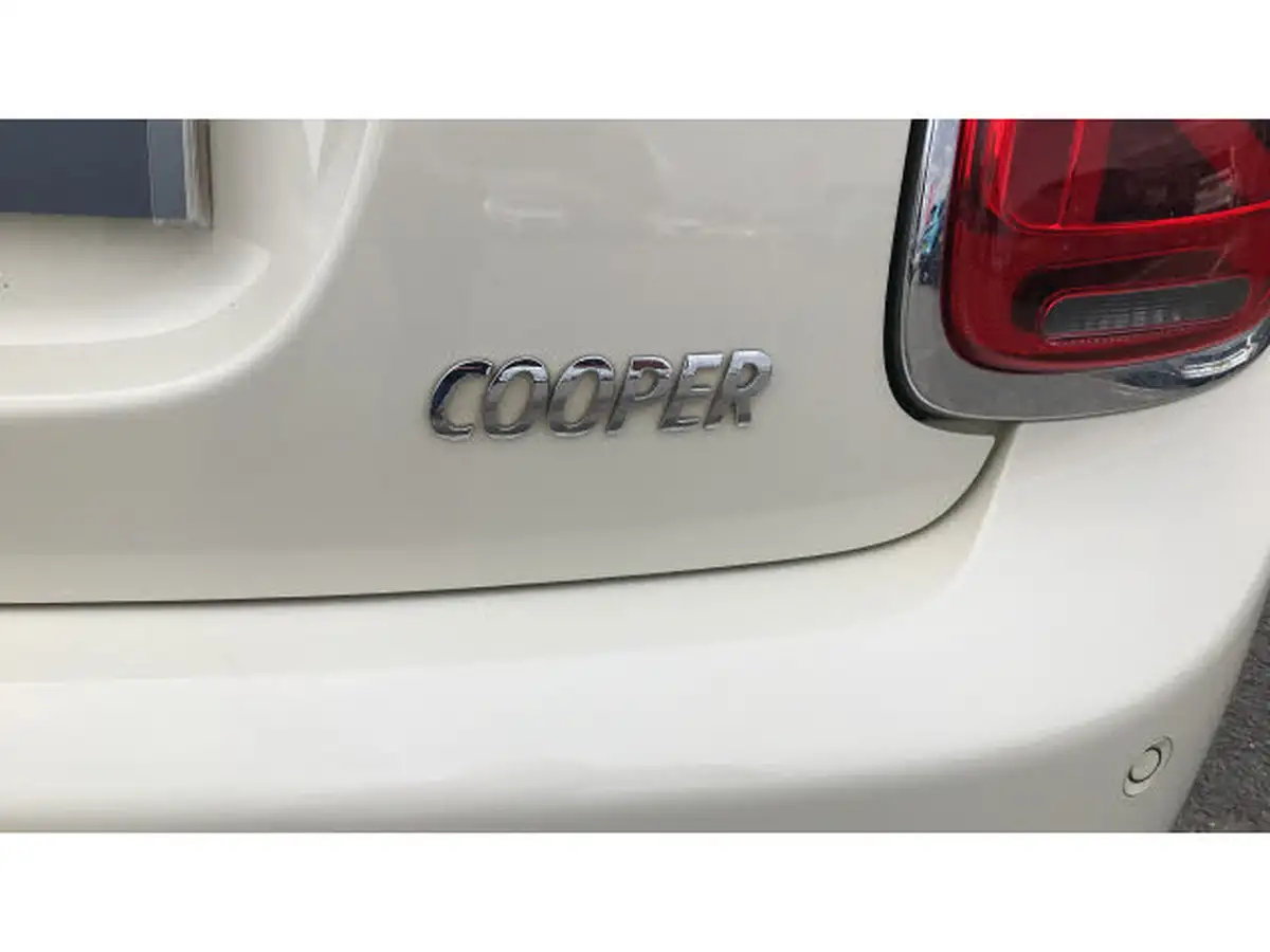 2019-mini-cooper-15-cooper-exclusive-134bhp-hatchback-5d-auto-big-22