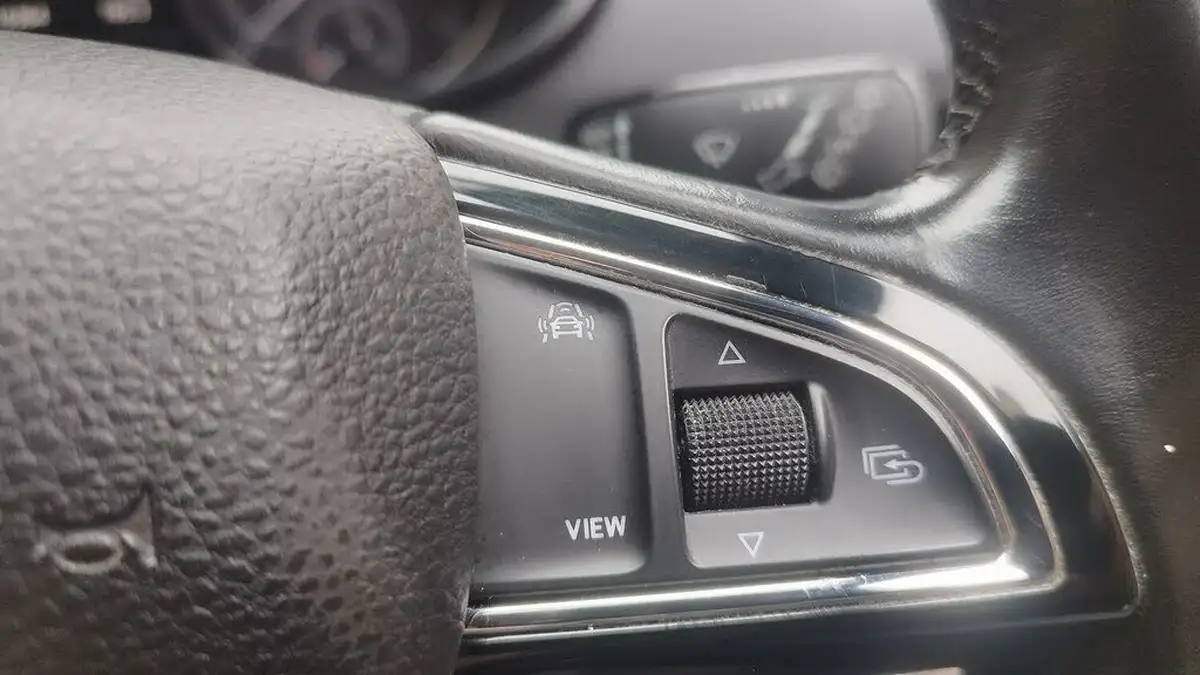2019-skoda-octavia-16tdi-se-technology-hatchback-big-17