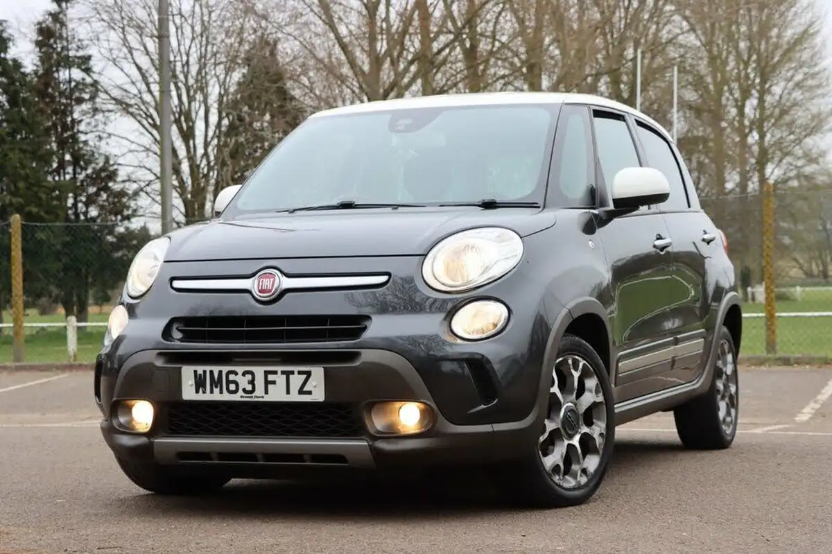 2013-fiat-500l-16-multijet-trekking-big-3