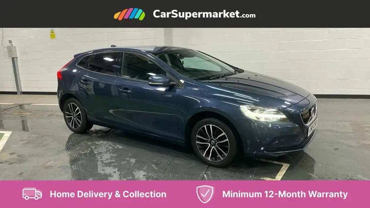 2019-volvo-v40-20td-d2-momentum-edition-big-0