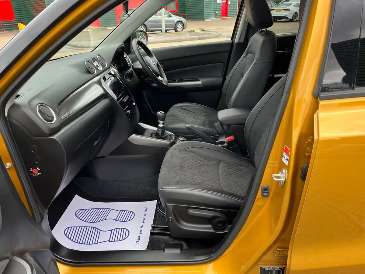 2019-suzuki-vitara-14-boosterjet-sz5-allgrip-big-19