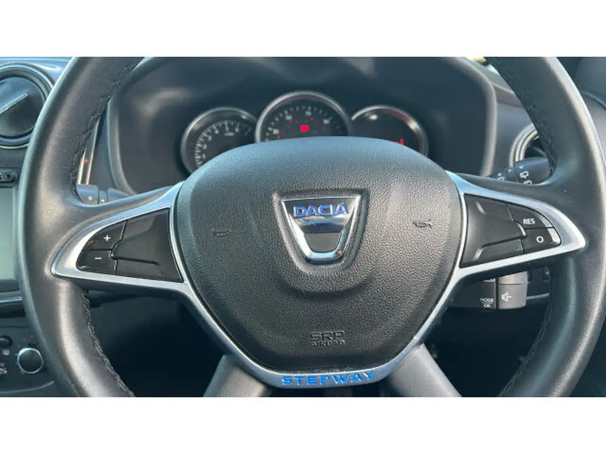 2019-dacia-sandero-stepway-09-tce-comfort-big-22