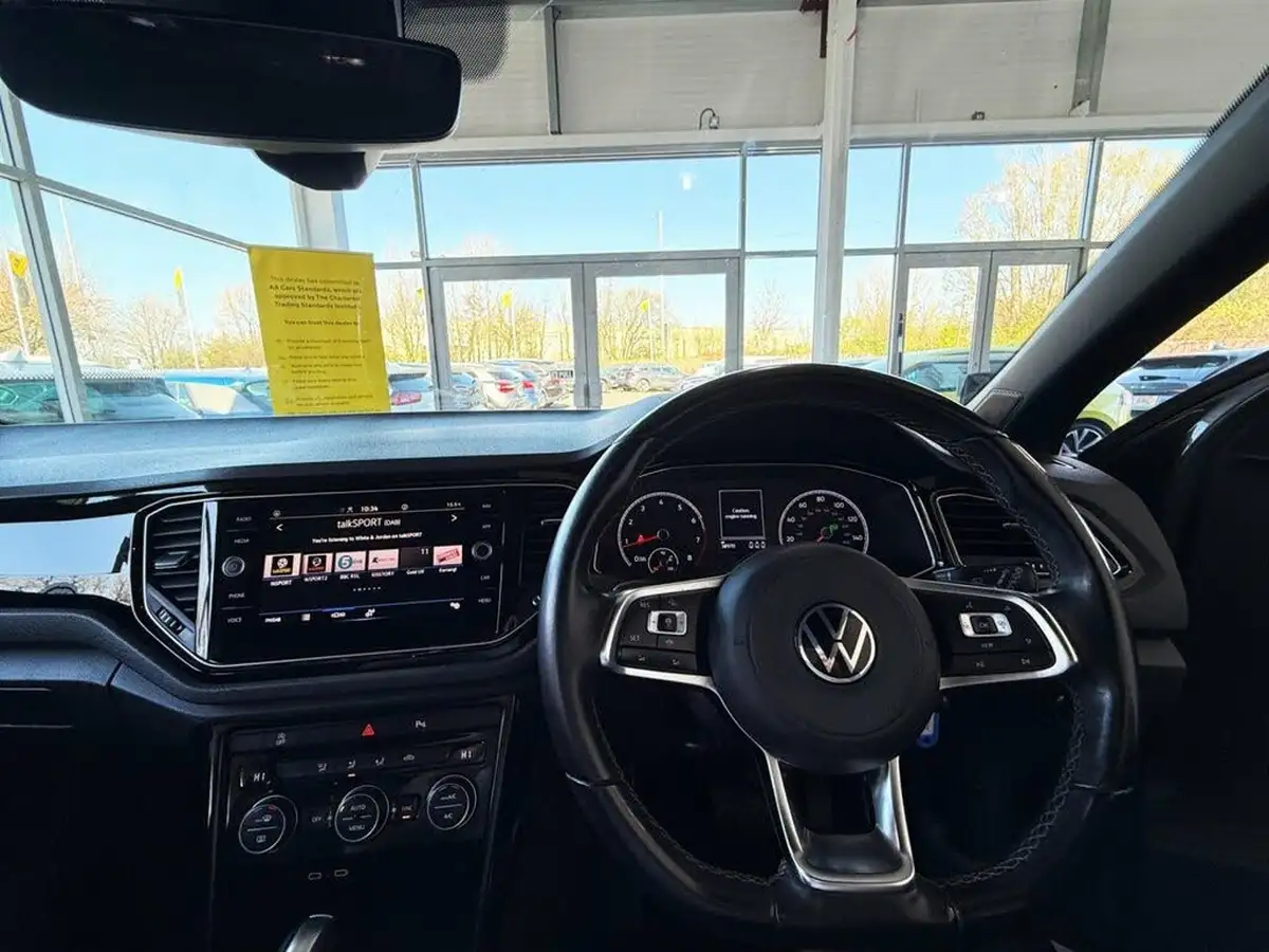2021-volkswagen-t-roc-15-tsi-black-edition-dsg-big-16