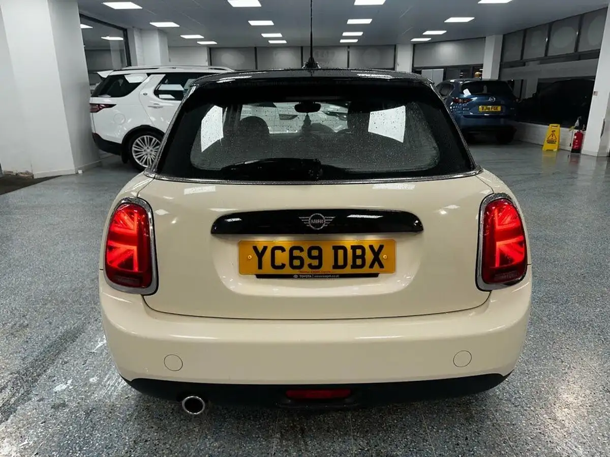2019-mini-cooper-15-cooper-classic-hatchback-5d-auto-big-10