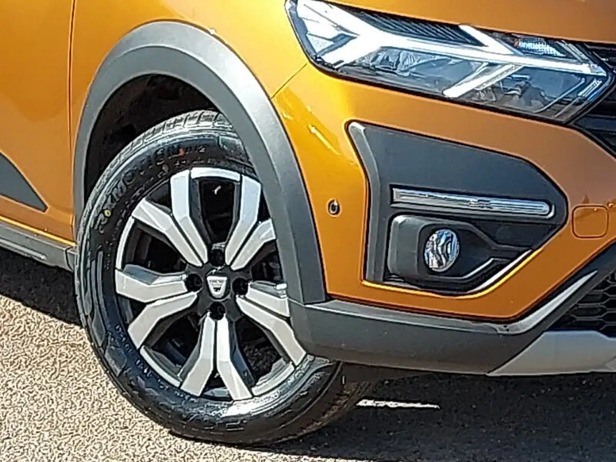 2022-dacia-sandero-stepway-10-tce-prestige-90bhp-big-8