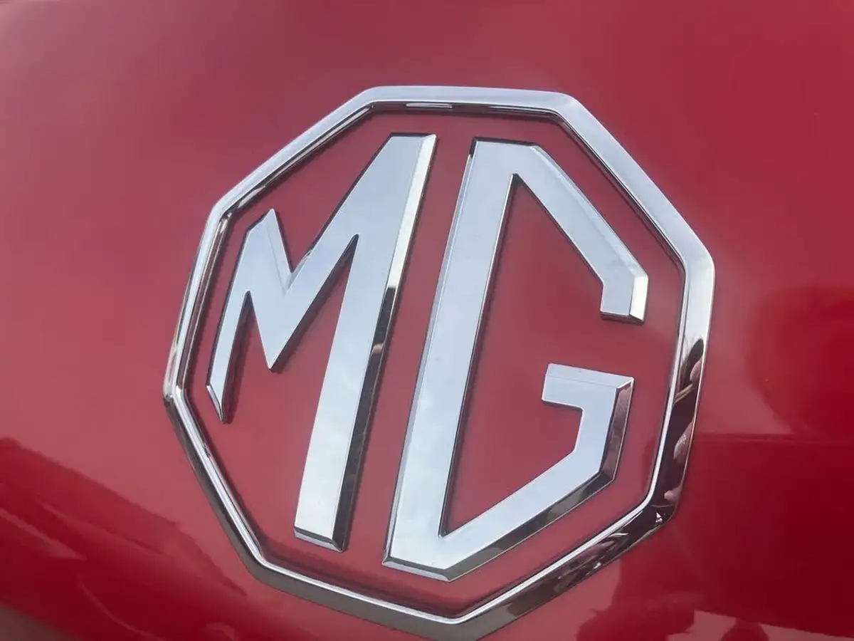 2024-mg-mg3-15-trophy-big-25