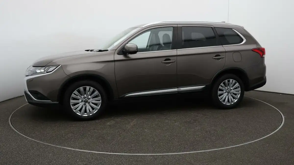 2019-mitsubishi-outlander-20-exceed-big-58