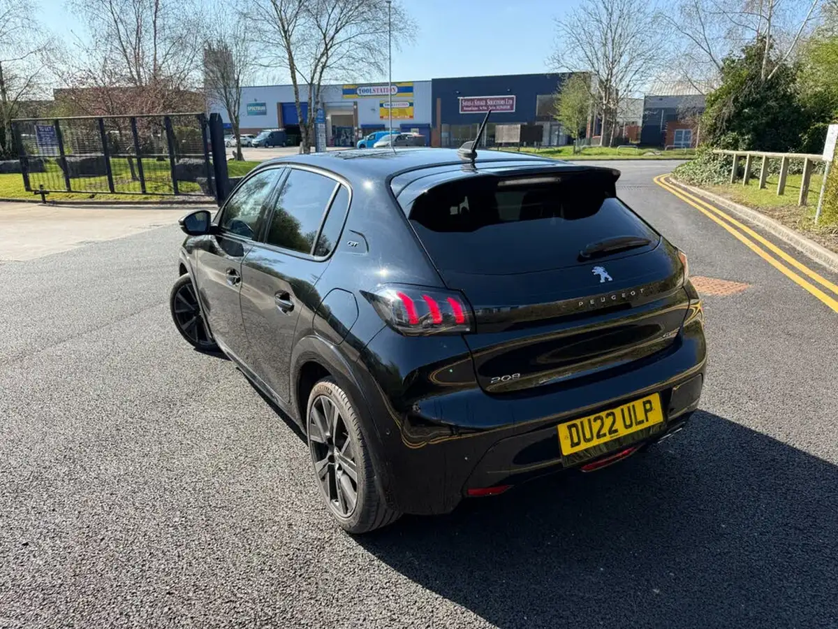 2022-peugeot-208-12-puretech-gt-premium-130bhp-eat8-big-7