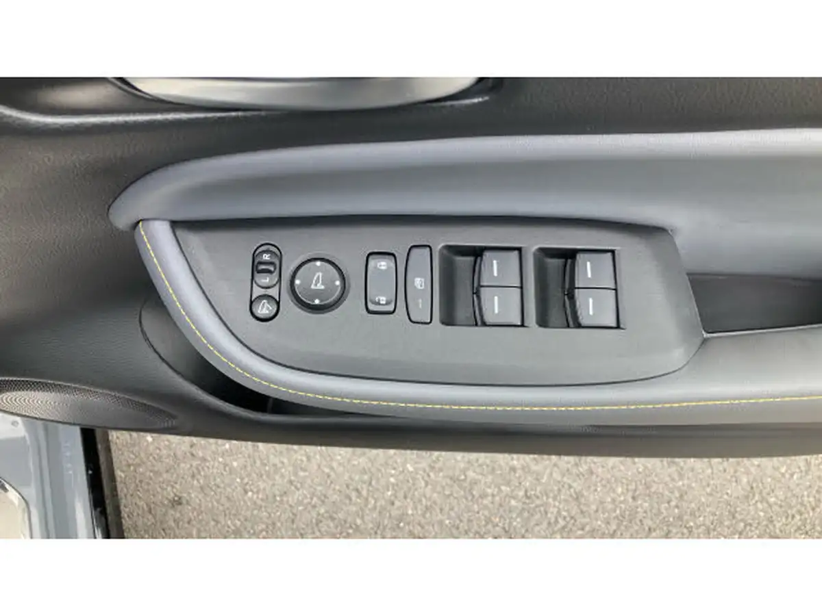 2023-honda-jazz-15-i-mmd-advance-sport-big-38