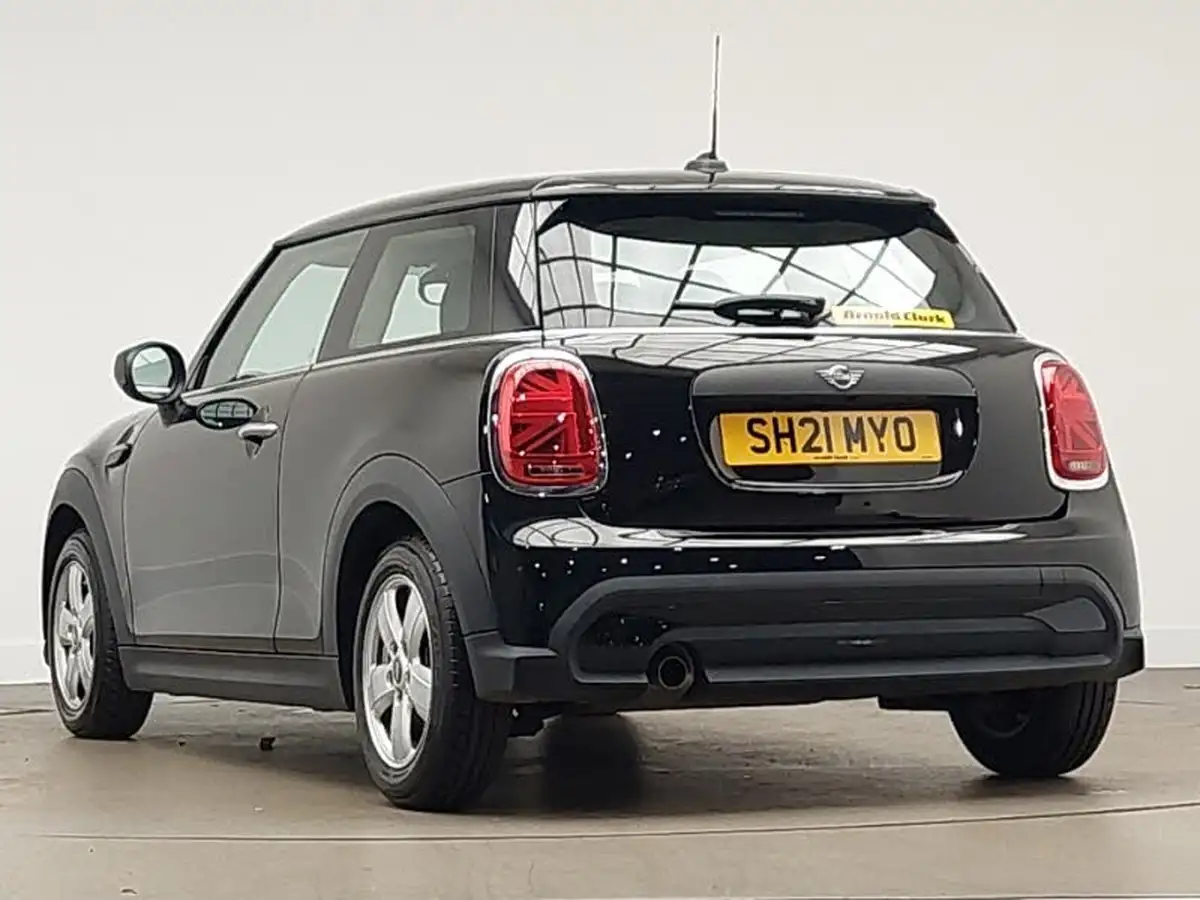 2021-mini-cooper-15-one-classic-3d-big-1
