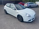 2012-alfa-romeo-giulietta-20td-lusso-170-bhp-tct-small-46
