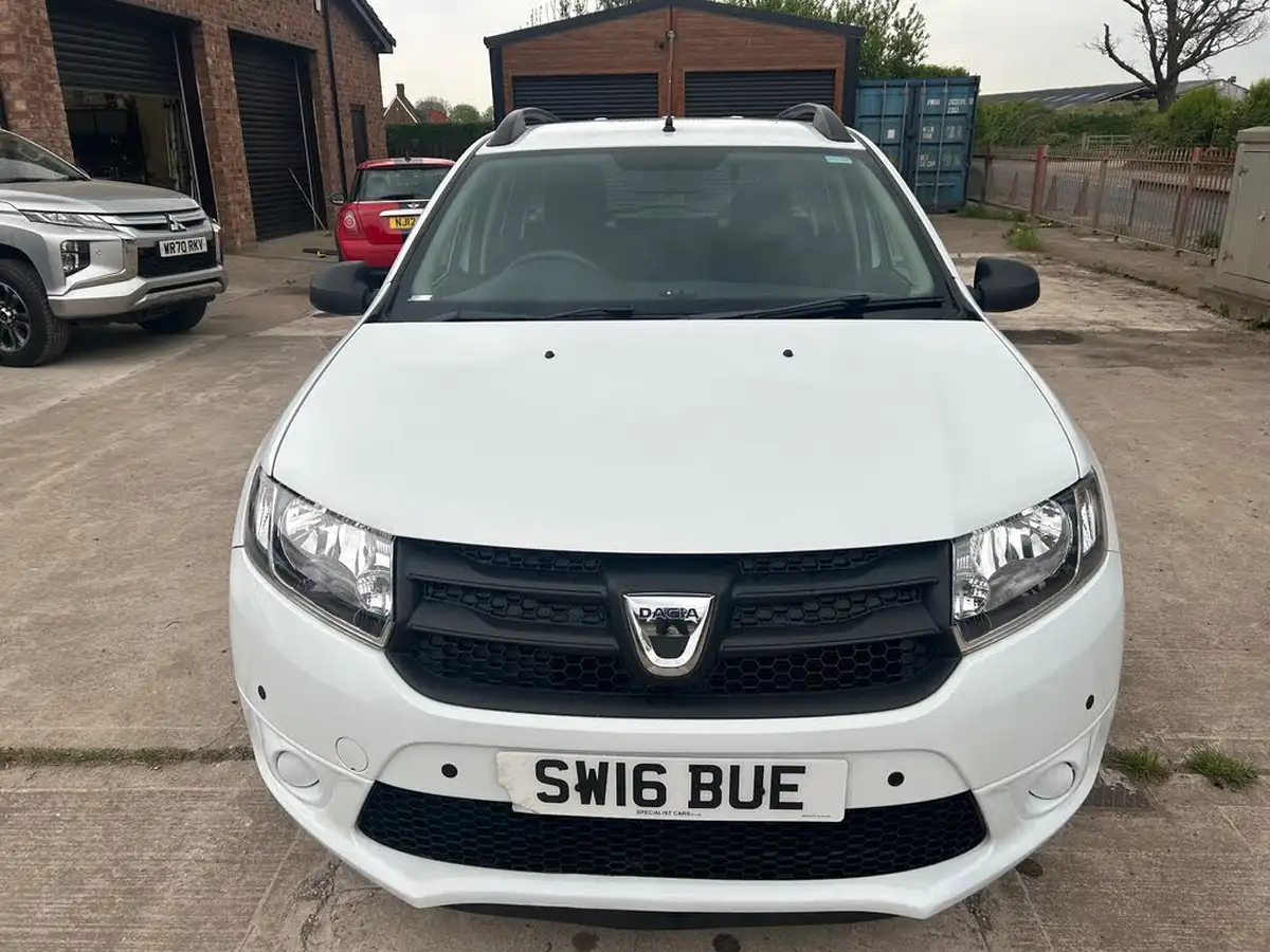 2016-dacia-logan-mcv-12-access-big-4