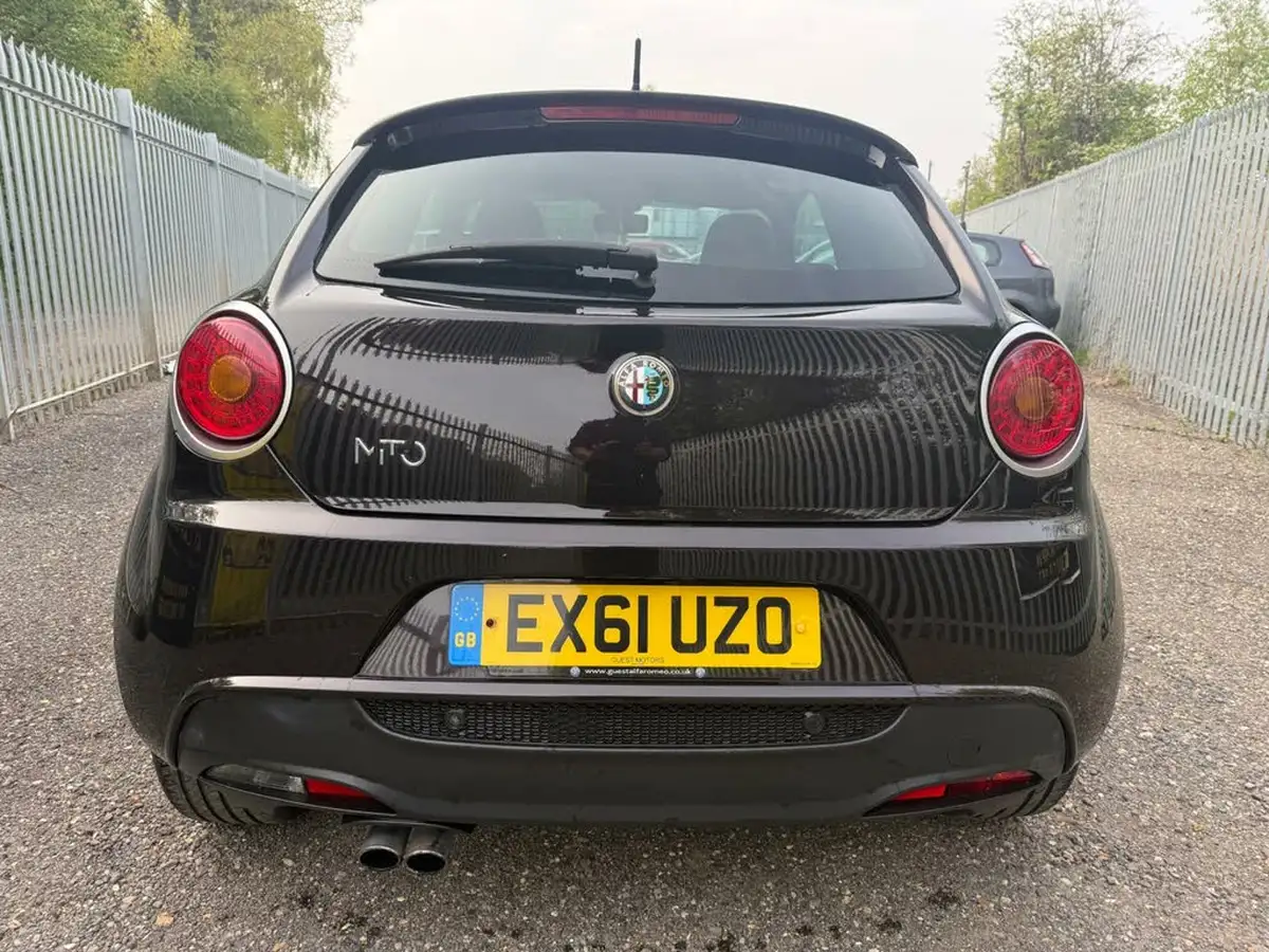 2011-alfa-romeo-mito-14-quadrifoglio-verde-big-5