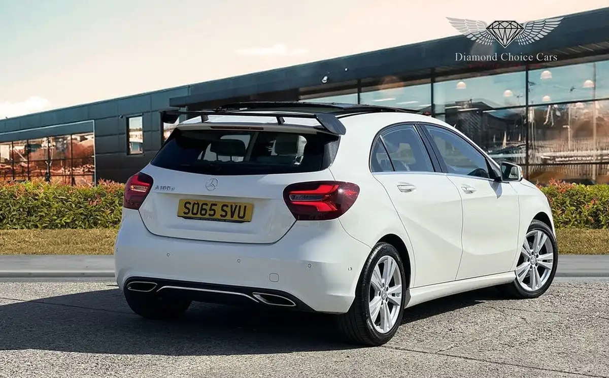 2016-mercedes-benz-a-class-15d-a180d-sport-premium-plusss-7g-dct-big-6