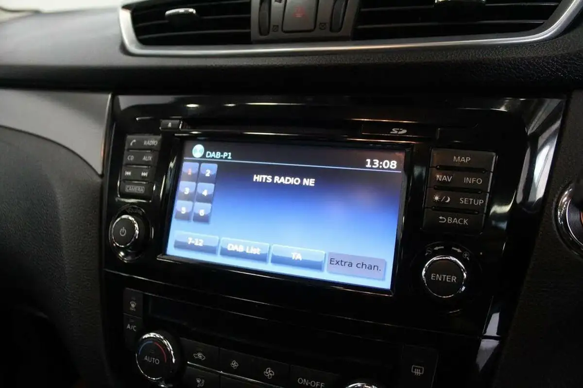 2017-nissan-qashqai-15dci-n-connecta-big-34