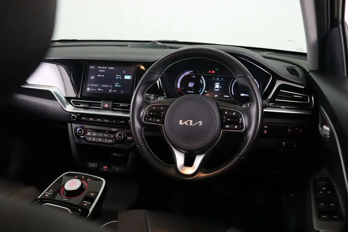 2021-kia-e-niro-ev-2-134bhp-39-big-12