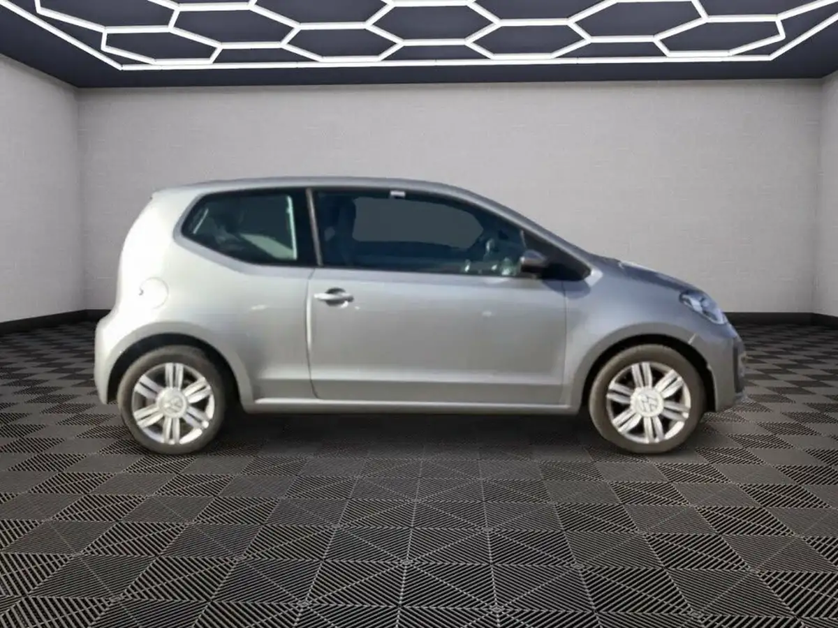 2017-volkswagen-up-10-high-up-75ps-3d-big-7