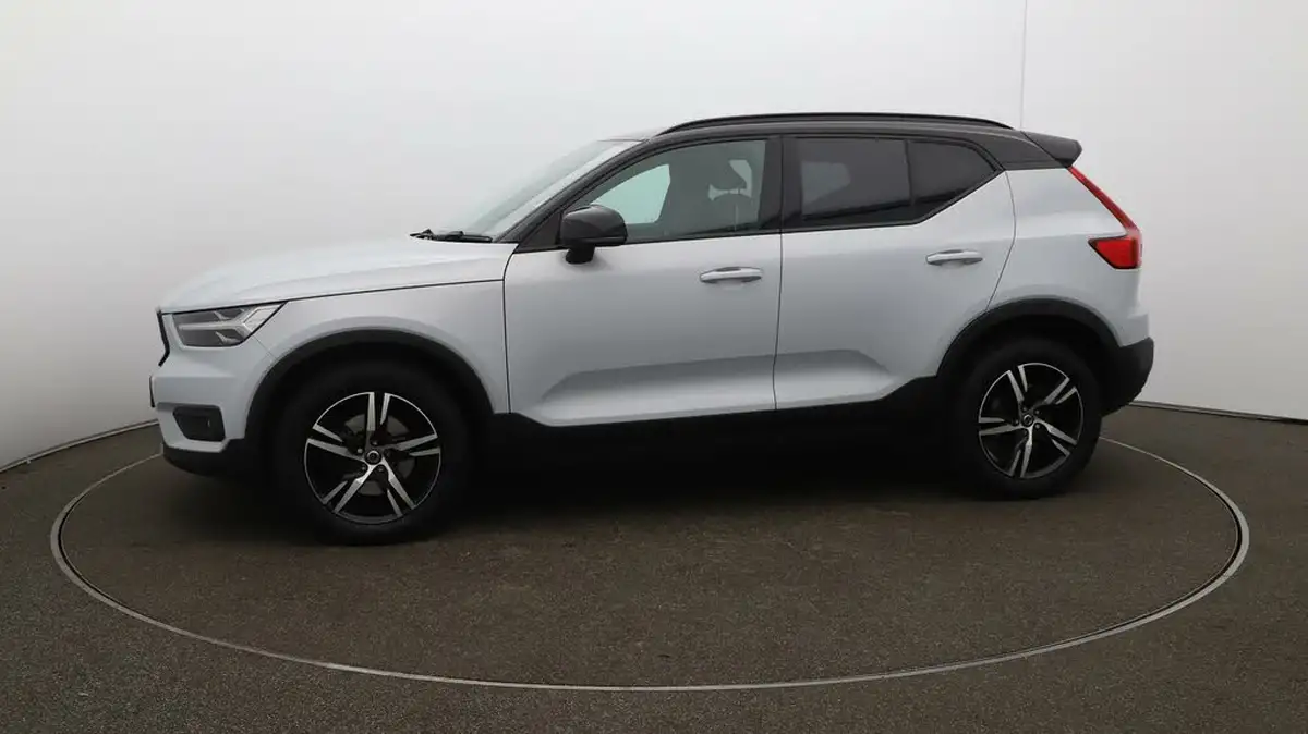 2020-volvo-xc40-20-b4-r-design-awd-big-56