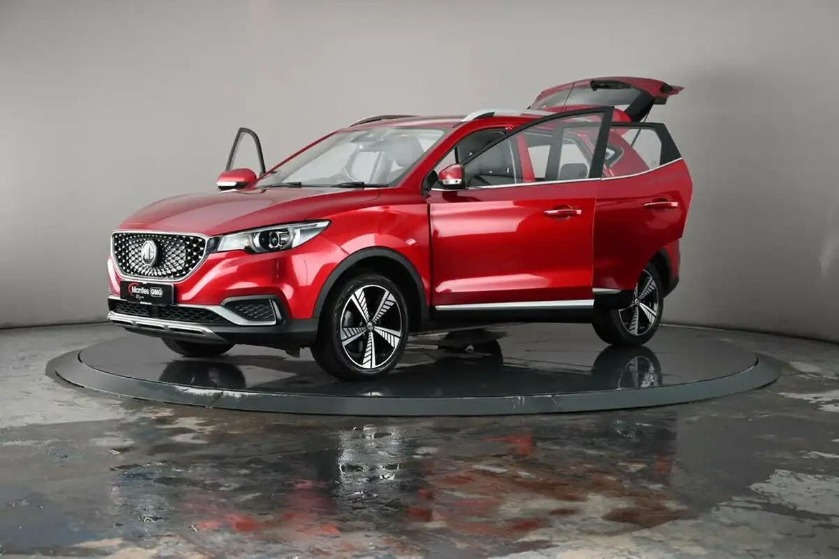 2020-mg-zs-suv-e-exclusive-ev-big-30