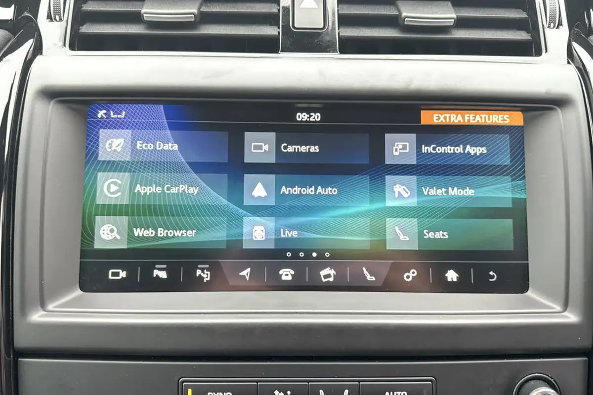 2018-land-rover-discovery-20-si4-se-big-35