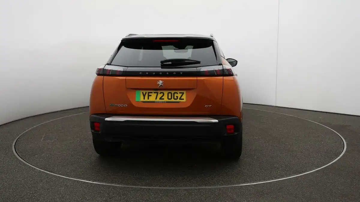 2022-peugeot-2008-suv-e-gt-premium-big-51