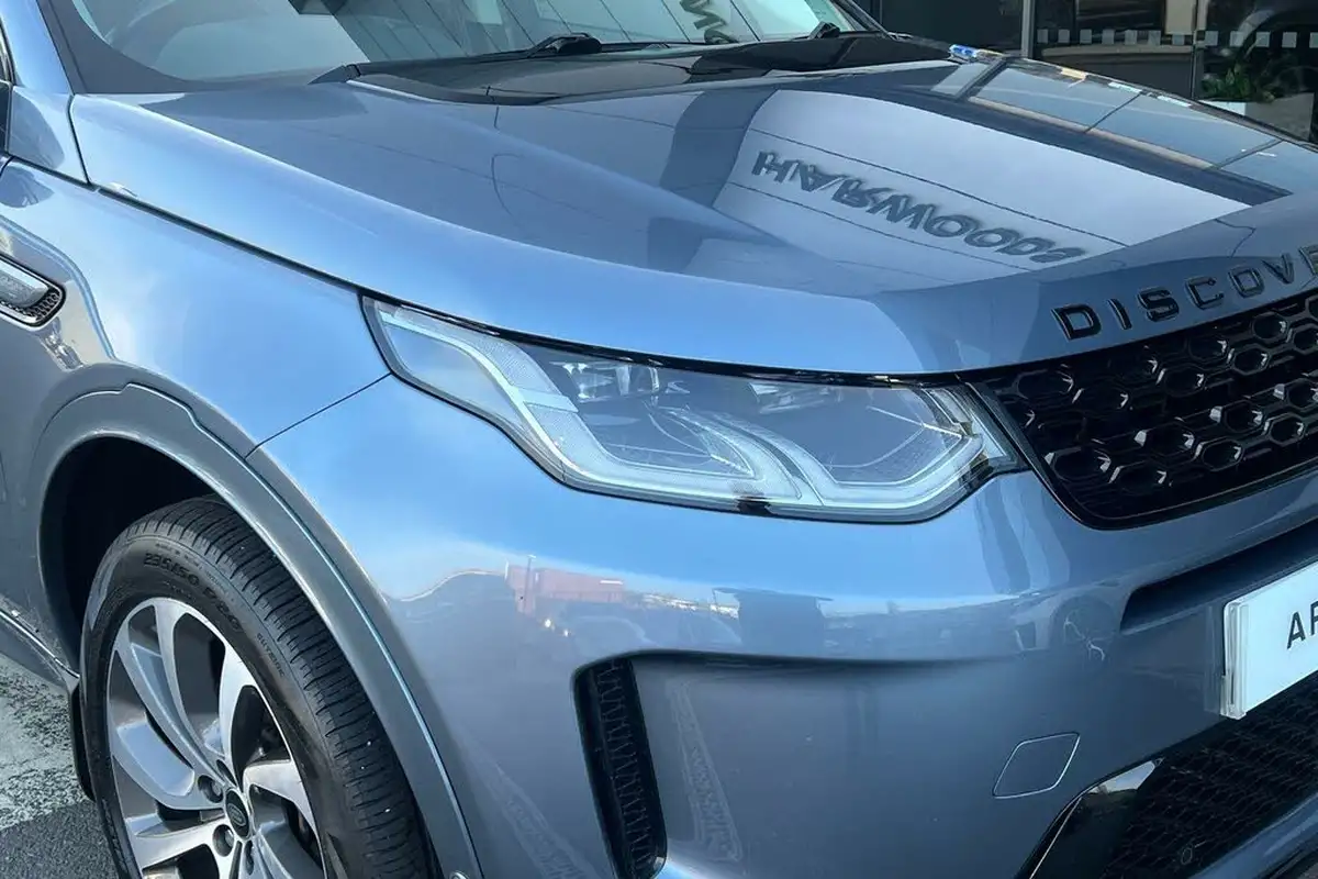 2021-land-rover-discovery-sport-20-d200-r-dynamic-hse-big-17