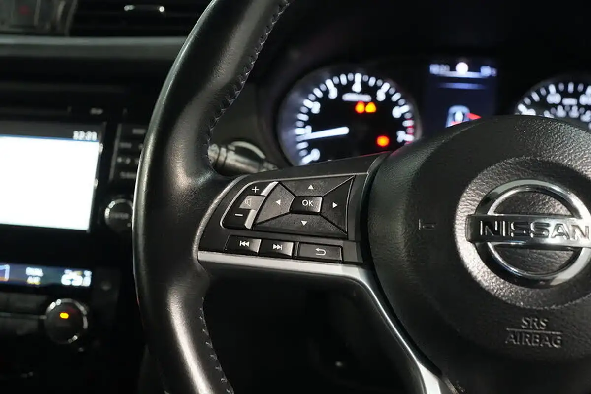 2018-nissan-qashqai-12-dig-t-n-connecta-big-29