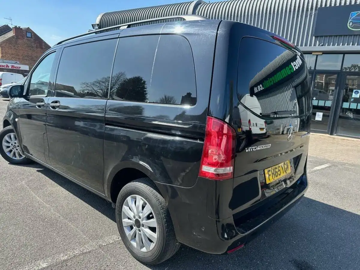 2015-mercedes-benz-vito-21cdi-tourer-select-114-bluetec-compact-big-42