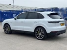 2018-porsche-cayenne-30-v6-e-hybrid-small-4