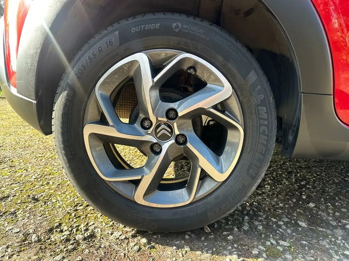 2021-citroen-c3-12-puretech-shine-83ps-big-43