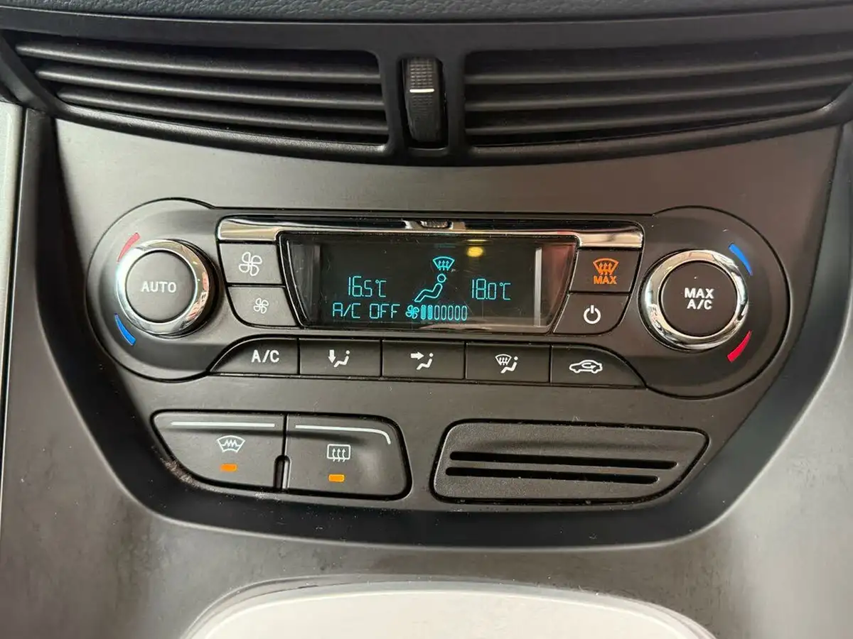 2012-ford-grand-c-max-20tdci-titanium-140ps-7seats-powershift-big-49