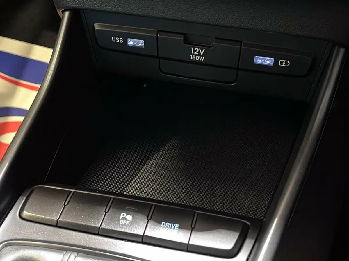 2022-hyundai-i20-10-t-gdi-se-connect-dct-big-25