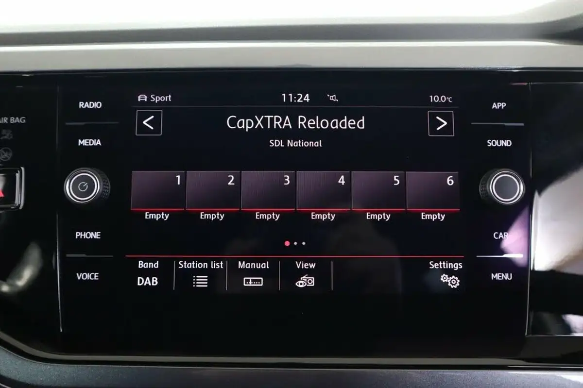2020-volkswagen-polo-20-tsi-gti-big-25