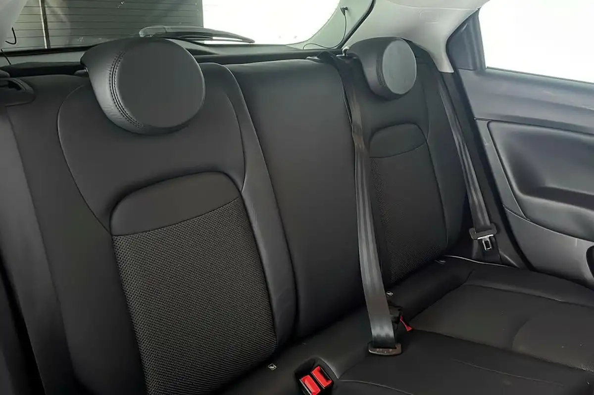 2015-fiat-500x-20multijet-ii-cross-plus-opening-edition-big-10