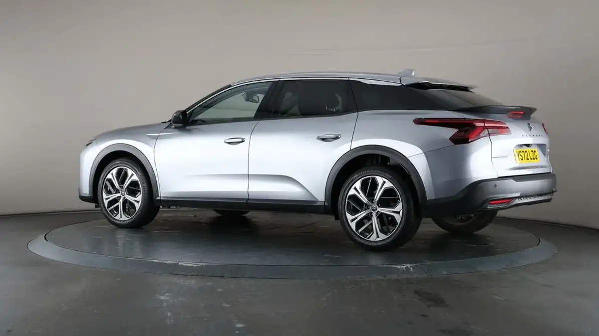 2022-citroen-c5-x-12-puretech-sense-plus-big-65