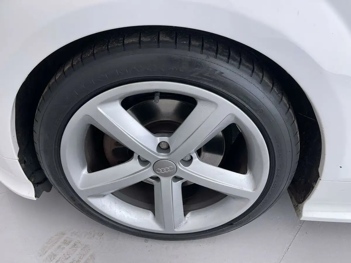 2013-audi-tt-coupe-20-tfsi-s-line-quattro-tronic-big-23
