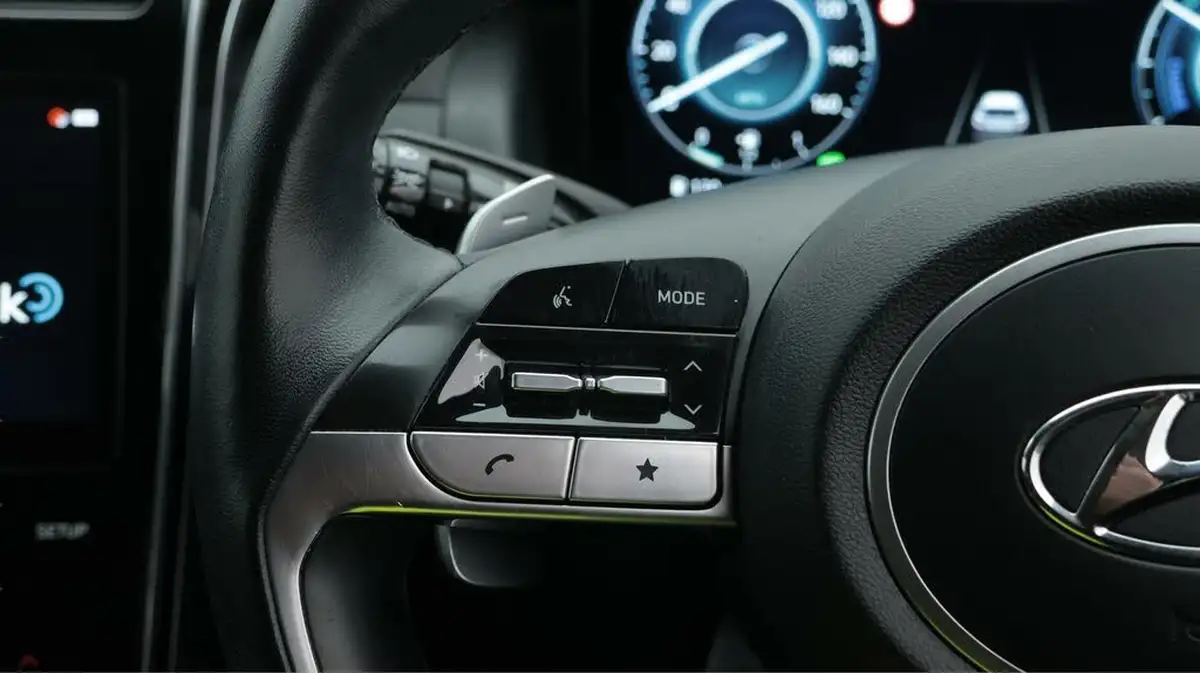 2022-hyundai-tucson-16-t-gdi-premium-230ps-hybrid-auto-big-23