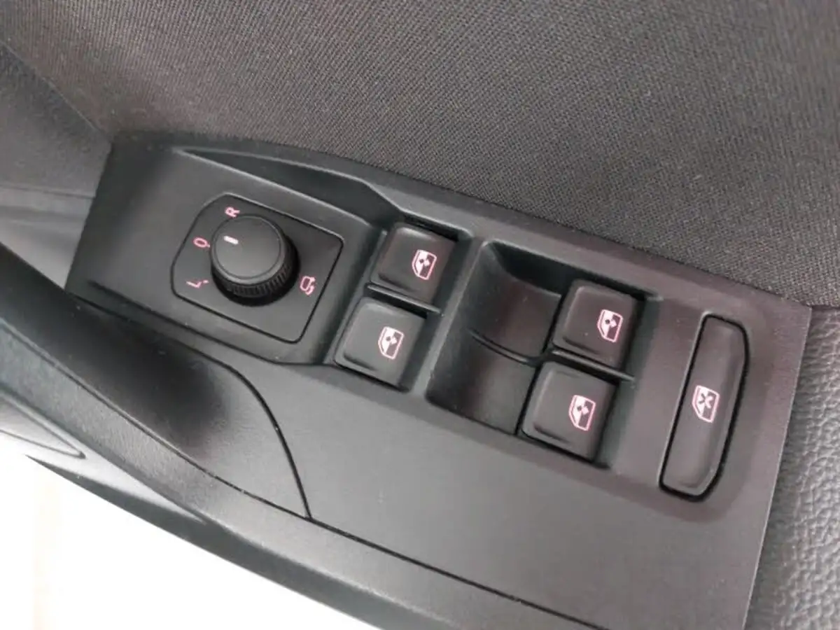 2023-seat-ibiza-10-tsi-fr-110ps-big-9