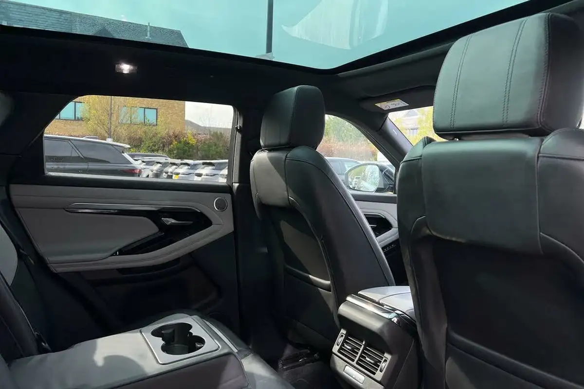 2019-land-rover-range-rover-evoque-20-d240-r-dynamic-hse-big-33