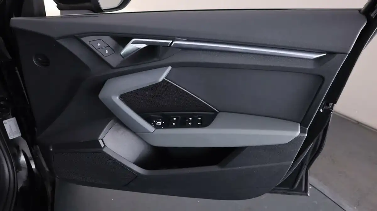 2021-audi-a3-10-30-tfsi-sportback-5d-big-15