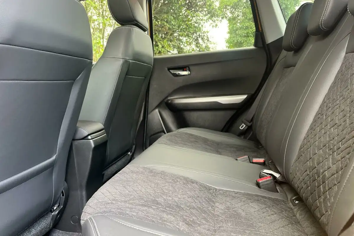2022-suzuki-vitara-14-boosterjet-sz5-allgrip-big-5