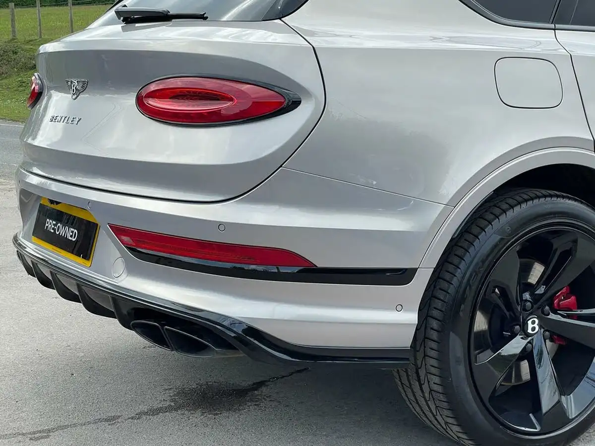 2024-bentley-bentayga-big-20