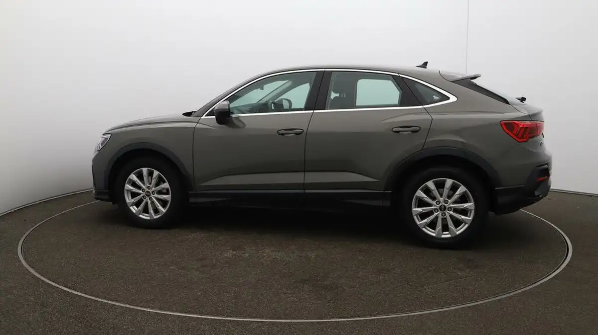 2022-audi-q3-15-35-tfsi-cod-sportback-s-tronic-big-48