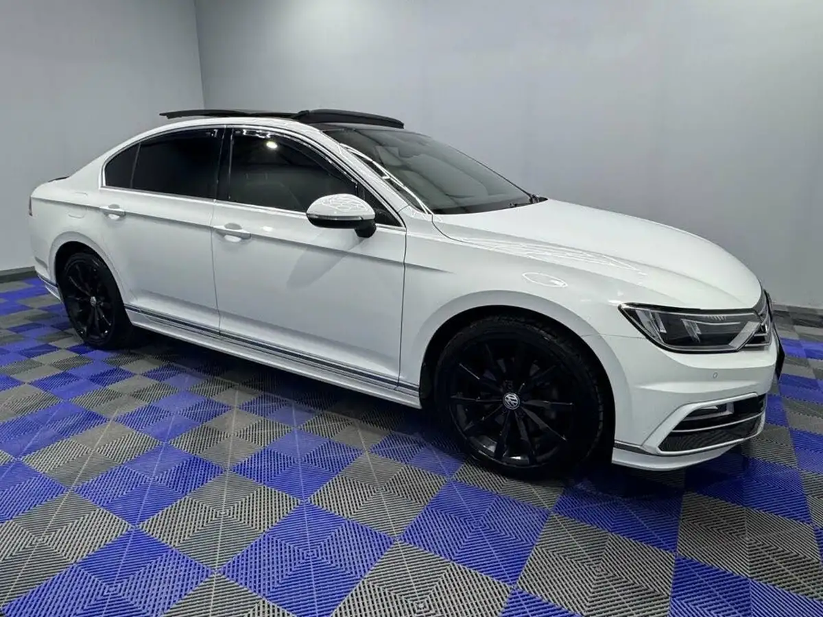 2017-volkswagen-passat-20tdi-r-line-190ps-ss-saloon-4d-big-4