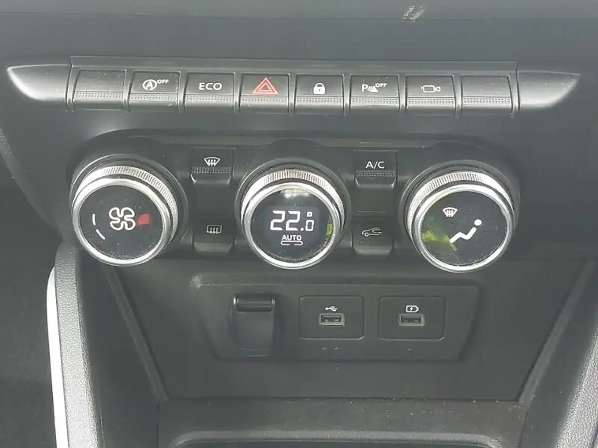2022-dacia-duster-13-tce-prestige-130bhp-big-16